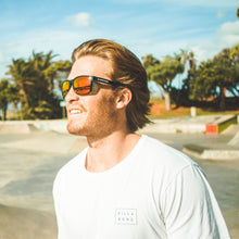 Cargar imagen en el visor de la galería, Bold Flaka
