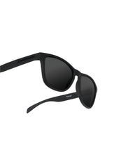 Cargar imagen en el visor de la galería, Regular All Black
